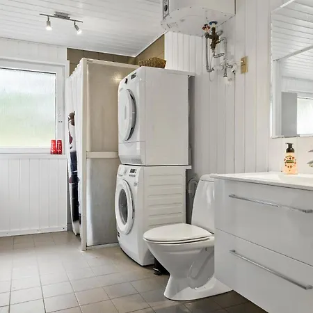 Amazing In Romo With Kitchen Vakantiehuis *